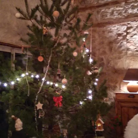 Maison De Nant *
