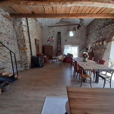 לינה וארוחת בוקר Maison De Nant *