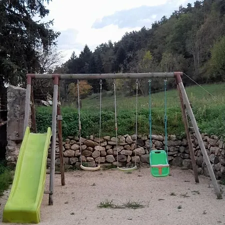 Maison De Nant לינה וארוחת בוקר *